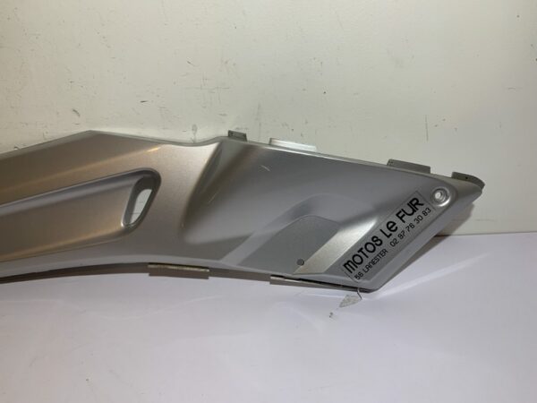 carénage latéral gauche yamaha xmax 125 (2006 - 2009) – Image 4