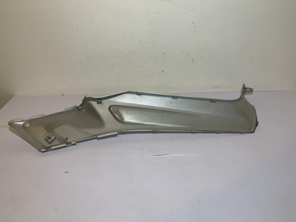 carénage latéral gauche yamaha xmax 125 (2006 - 2009) – Image 7