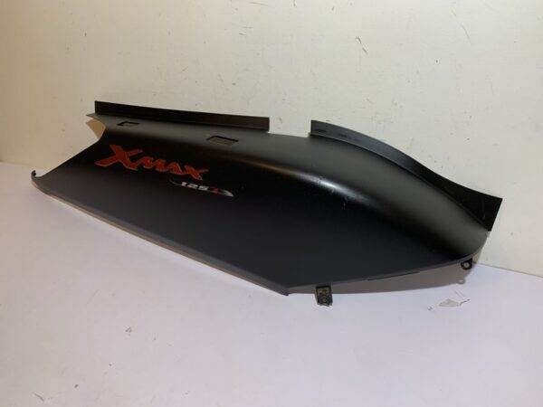 carénage arrière droit yamaha xmax 125 (2006 - 2009) – Image 3