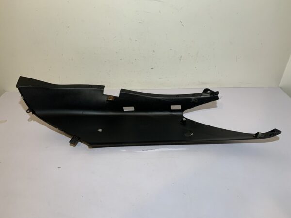 carénage arrière droit yamaha xmax 125 (2006 - 2009) – Image 6