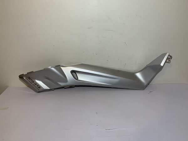 carénage latéral droit yamaha xmax 125 (2006 - 2009)