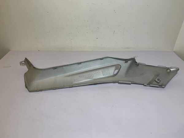 carénage latéral droit yamaha xmax 125 (2006 - 2009) – Image 7