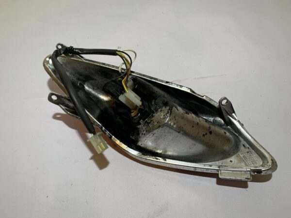 feu arrière gauche yamaha xmax 125 (2006 - 2009) – Image 7