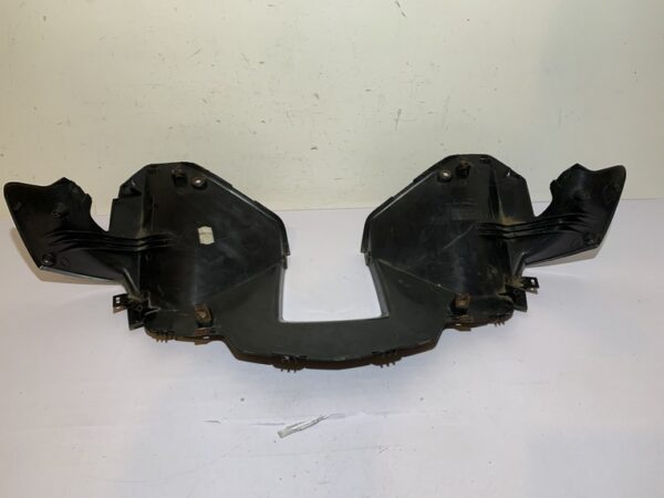 couvre guidon inférieur yamaha xmax 125 (2006 - 2009) – Image 5