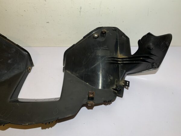 couvre guidon inférieur yamaha xmax 125 (2006 - 2009) – Image 7