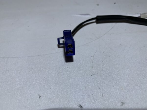 capteur de béquille yamaha xmax 125 (2006 - 2009) – Image 4