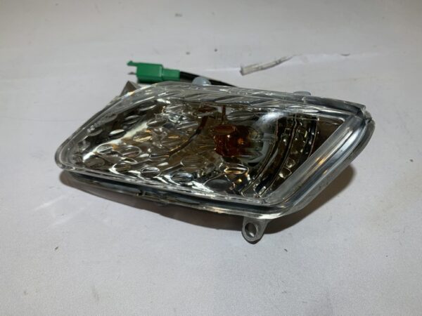 clignotant avant droit yamaha xmax 125 (2006 - 2009) – Image 2