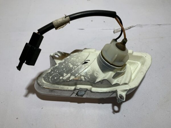 clignotant avant gauche yamaha xmax 125 (2006 - 2009) – Image 4