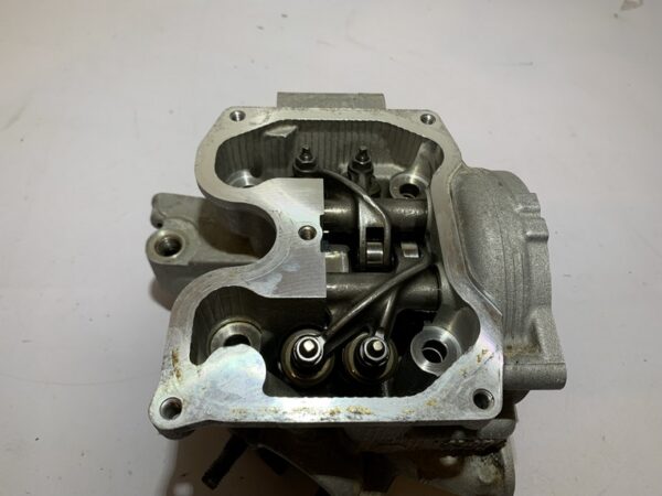 culasse origine yamaha xmax 125 (2006 - 2009) – Image 3
