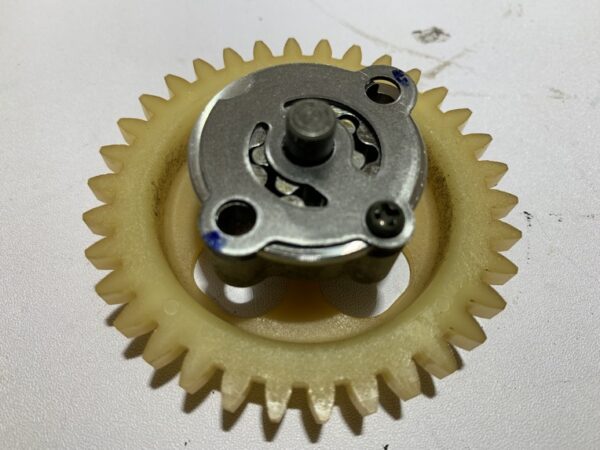 pompe à huile yamaha xmax 125 (2006 - 2009) – Image 6