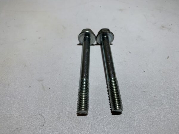 vis fixation support échappement yamaha xmax 125 (2006 - 2009) – Image 2