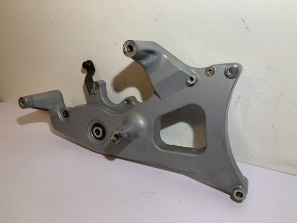 support échappement yamaha xmax 125 (2006 - 2009) – Image 3