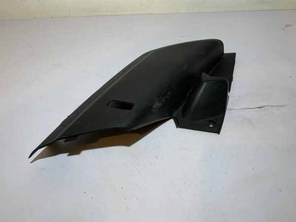 cache repose pied droit yamaha xmax 125 (2006 - 2009) – Image 5