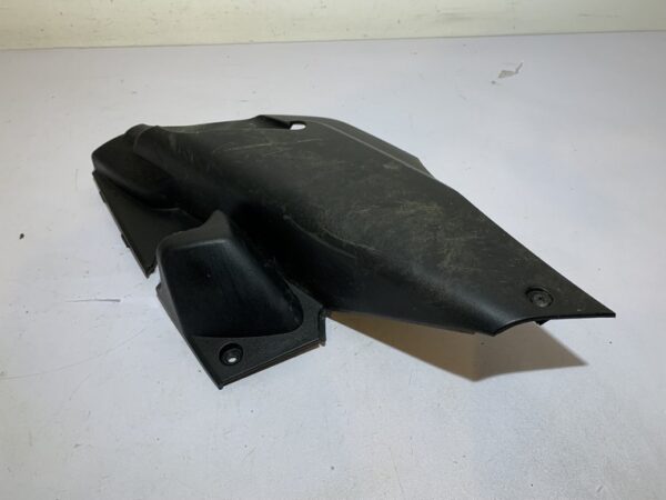cache repose pied passager gauche yamaha xmax 125 – Image 7