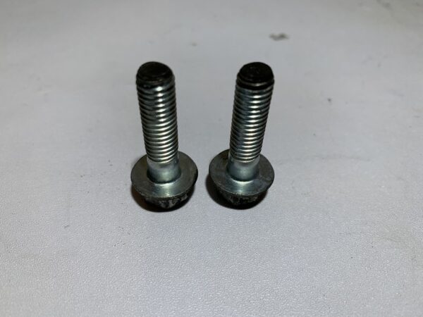 vis de fixation étrier de frein avant yamaha xmax 125 (2006 - 2009) – Image 4