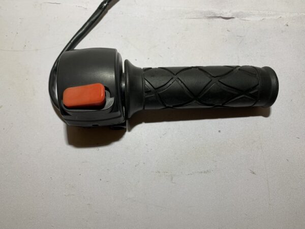 commodo droit mbk stunt / yamaha slider – Image 2