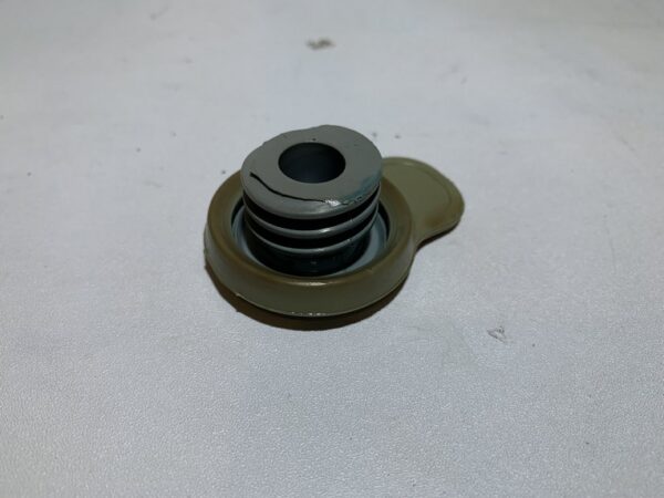 bouchon réservoir d'huile mbk nitro / booster / stunt – Image 5