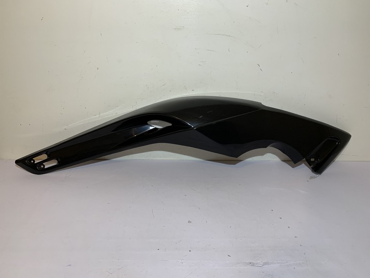 Jeu De Carénages Latéraux Pour Yamaha TMAX 500 (2001-2007) - Protection Et Style Pour Votre Scooter