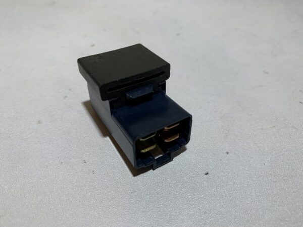 relais électrique yamaha tmax 500 (2001 - 2007) – Image 3