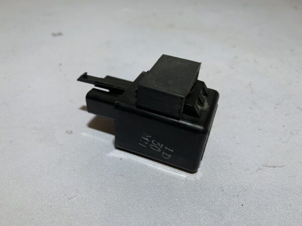 centrale clignotant yamaha tmax 500 (2001 - 2007) – Image 3