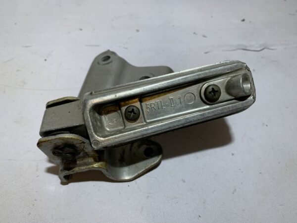 repose pied passager gauche yamaha tmax 500 (2001 - 2007) – Image 7
