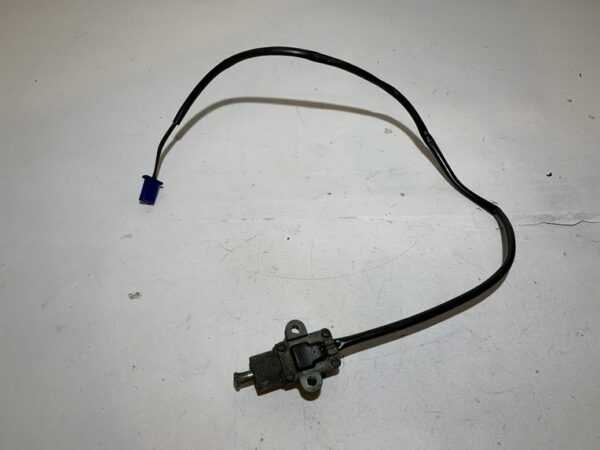 capteur de béquille latérale yamaha tmax 500 (2001 - 2007) – Image 5