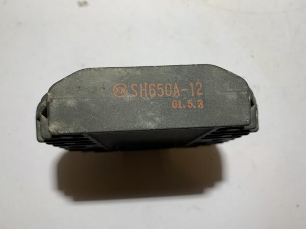 régulateur de tension yamaha tmax 500 (2001 - 2007) – Image 5