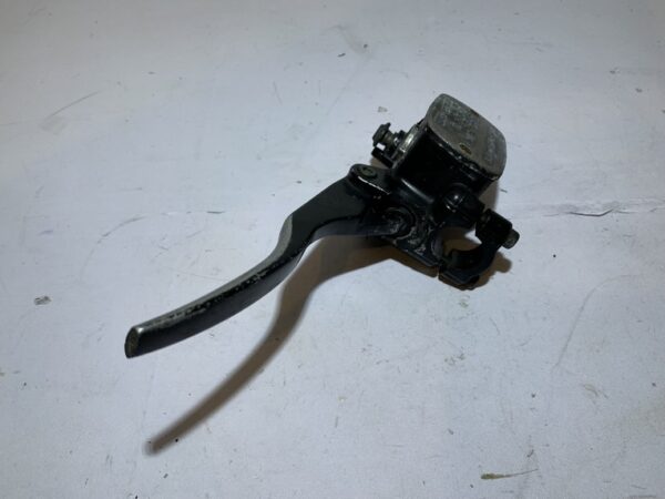 maitre cylindre de frein arrière yamaha tmax 500 (2001 - 2007) – Image 8