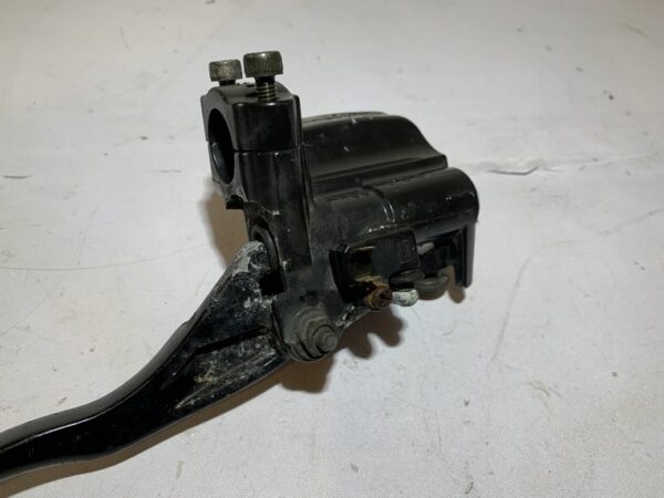 maitre cylindre de frein arrière yamaha tmax 500 (2001 - 2007) – Image 11