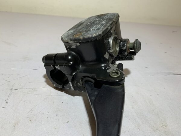 maitre cylindre de frein avant yamaha tmax 500 (2001 - 2007) – Image 4