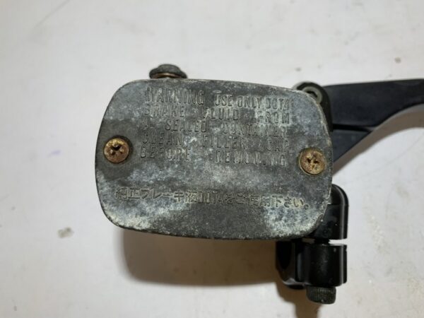 maitre cylindre de frein avant yamaha tmax 500 (2001 - 2007) – Image 6