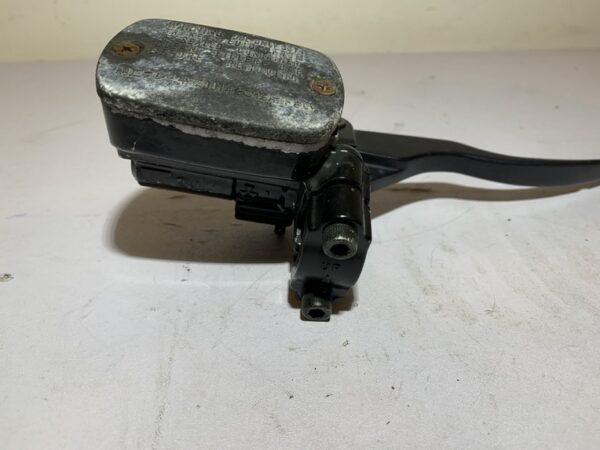 maitre cylindre de frein avant yamaha tmax 500 (2001 - 2007) – Image 7