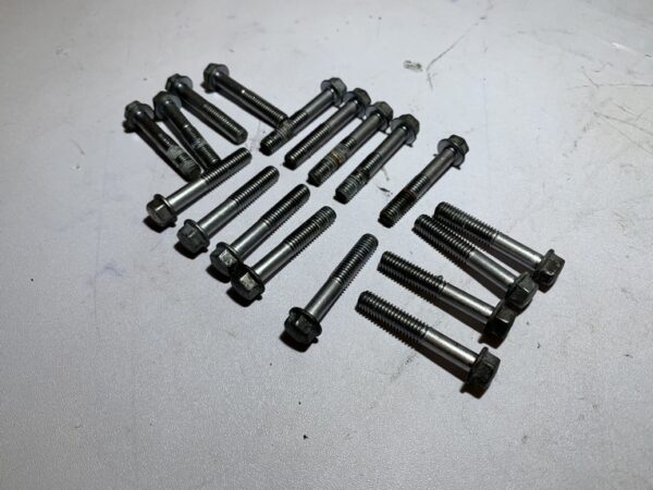 vis de fixation carter de transmission yamaha tmax 500 – Image 8
