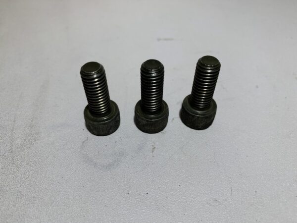 vis de fixation support arbre de transmission yamaha tmax 500 – Image 5
