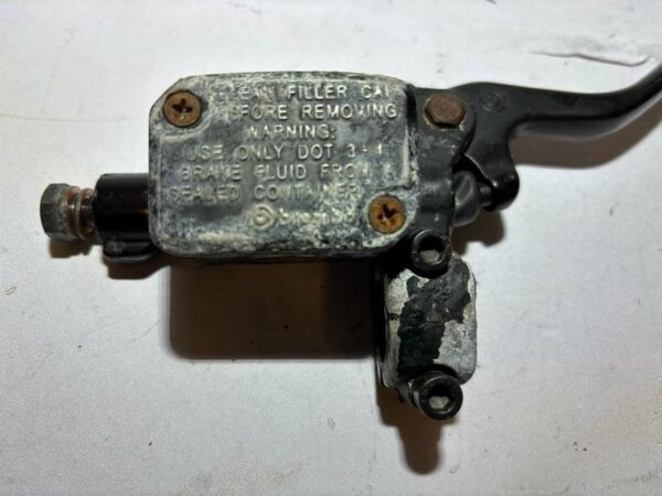 maitre cylindre de frein avant mbk stunt / yamaha slider – Image 7