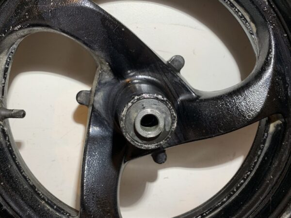 jante avant yamaha tmax 500 (2001 - 2003) – Image 5