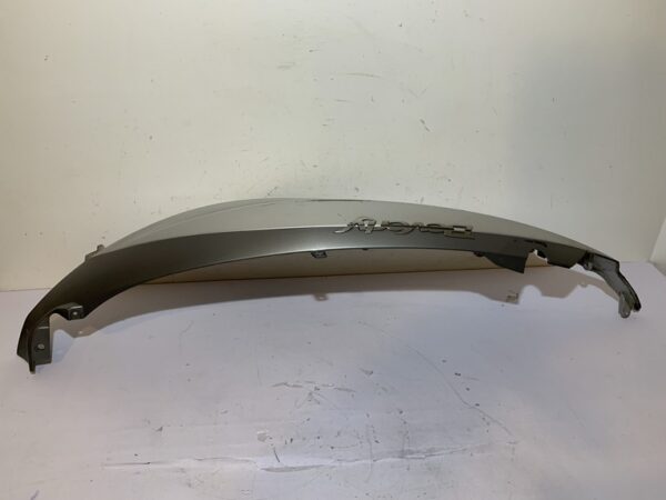 carénage arrière droit piaggio beverly 350 sport touring – Image 7