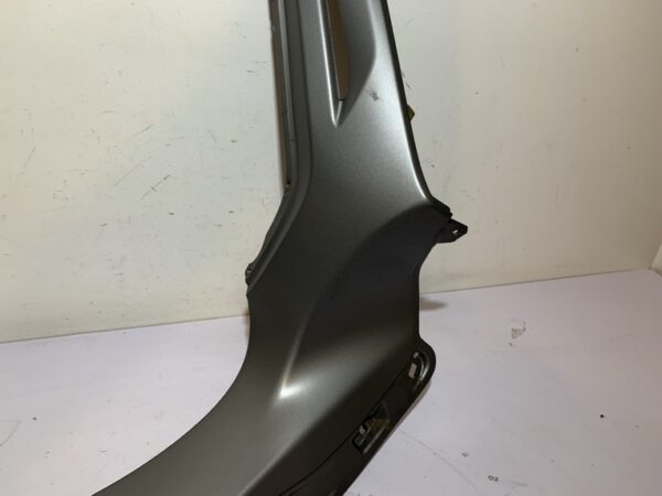 carénage latéral avant droit piaggio beverly 350 sport touring – Image 3