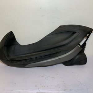 marche pied gauche piaggio beverly 350 sport touring