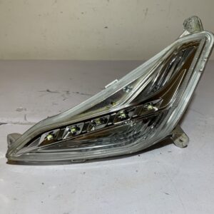 clignotant avant gauche piaggio beverly 350 sport touring