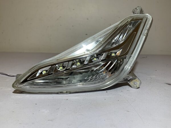 clignotant avant gauche piaggio beverly 350 sport touring – Image 2