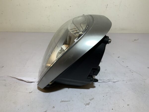 phare avant piaggio beverly 350 sport touring (2012 - 2016) – Image 5