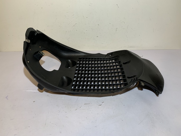 grille de radiateur piaggio beverly 350 sport touring (2012 - 2016) – Image 2