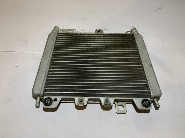 radiateur piaggio beverly 350 sport touring (2012 - 2016) – Image 2