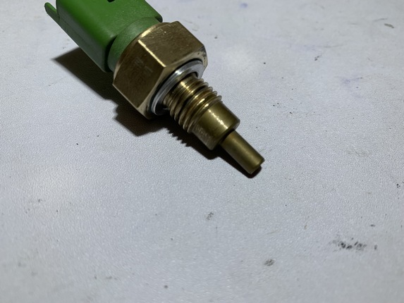 sonde de température piaggio beverly 350 sport touring – Image 2