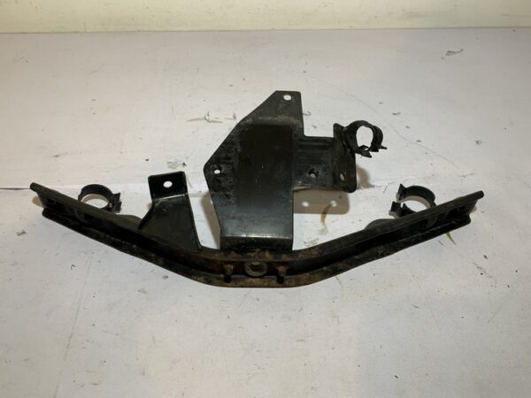 renfort de cadre support régulateur de tension piaggio beverly 350 – Image 2