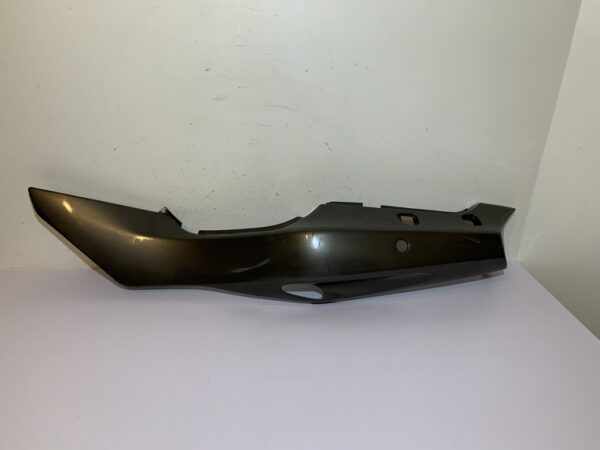 carénage arrière gauche kawasaki zx6r ninja 1995 - 1997