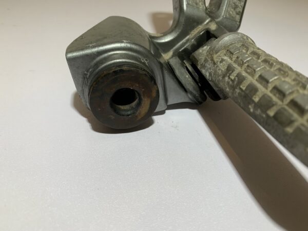 platine repose pied passager droit kawasaki zx6r ninja 1995 - 1997 – Image 5
