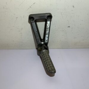 platine repose pied passager gauche kawasaki zx6r 1995 - 1997