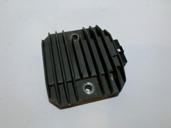 régulateur de tension kawasaki zx6r ninja (1995 - 1997) – Image 3
